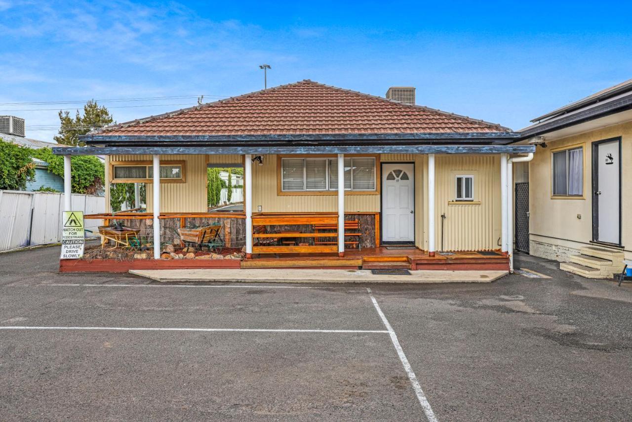 Tamworth Lodge Motel ภายนอก รูปภาพ